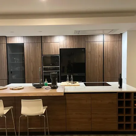 Appartamento Golden Wood - 3 Bedrooms, Private Garage & Free Parking Odivelas (Lisbon)