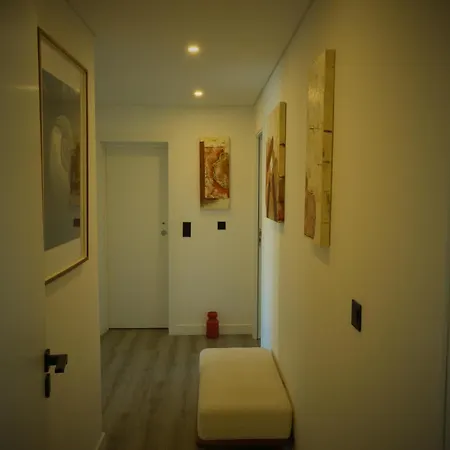 Appartamento Golden Wood - 3 Bedrooms, Private Garage & Free Parking *