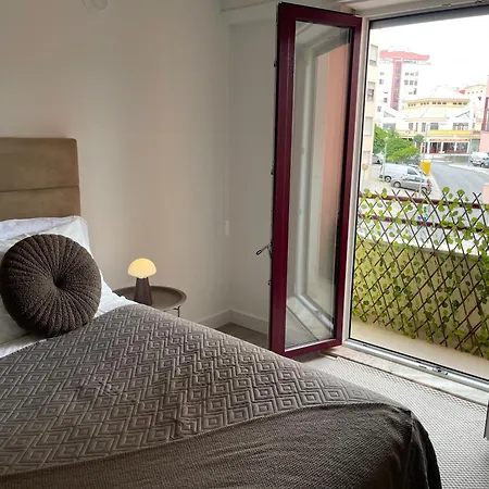 Appartamento Golden Wood - 3 Bedrooms, Private Garage & Free Parking Odivelas (Lisbon)