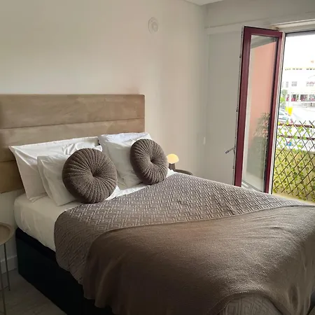 Appartamento Golden Wood - 3 Bedrooms, Private Garage & Free Parking Odivelas (Lisbon)