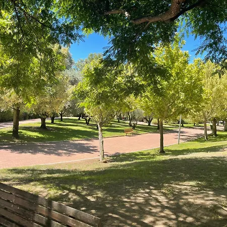 Appartamento Golden Wood - 3 Bedrooms, Private Garage & Free Parking Odivelas (Lisbon)